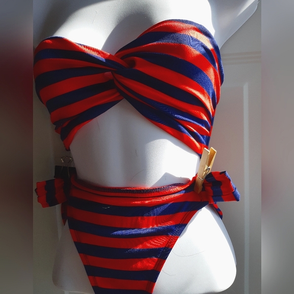 Bikini Set - Picture 3 of 12